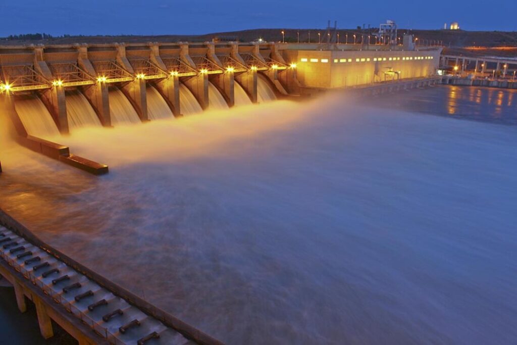 iceharbor-dam-1024x683-1.jpeg